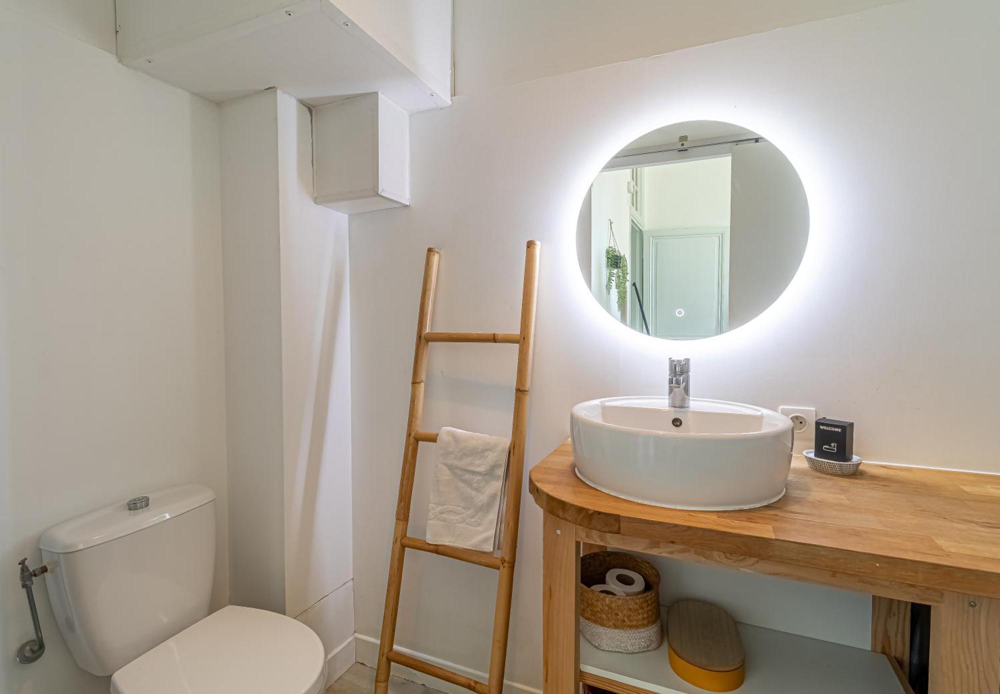 Charming Studio In The Heart Of マントン エクステリア 写真